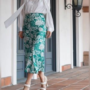 Floral Midi skirt
